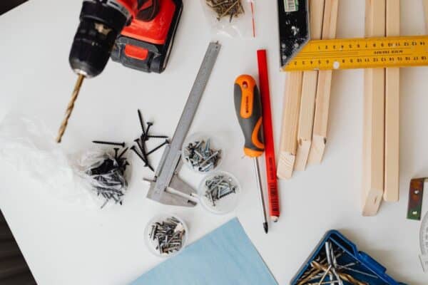 Les indispensables pour des travaux DIY réussis : les outils et équipements incontournables