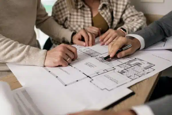 Travaux immobiliers : explorez les multiples facettes de la rénovation, de la construction, de l’aménagement et de la décoration
