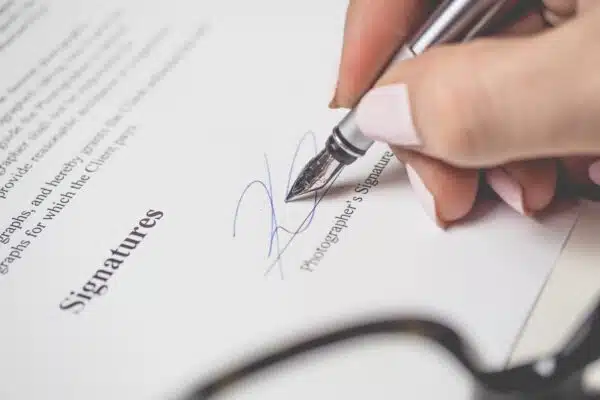 Tout savoir sur le contrat de location : conseils avant la signature